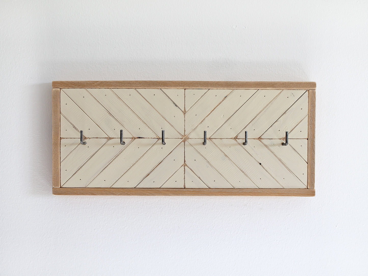 Porte clés rustique moderne en bois blanc ivoire | 6 crochets