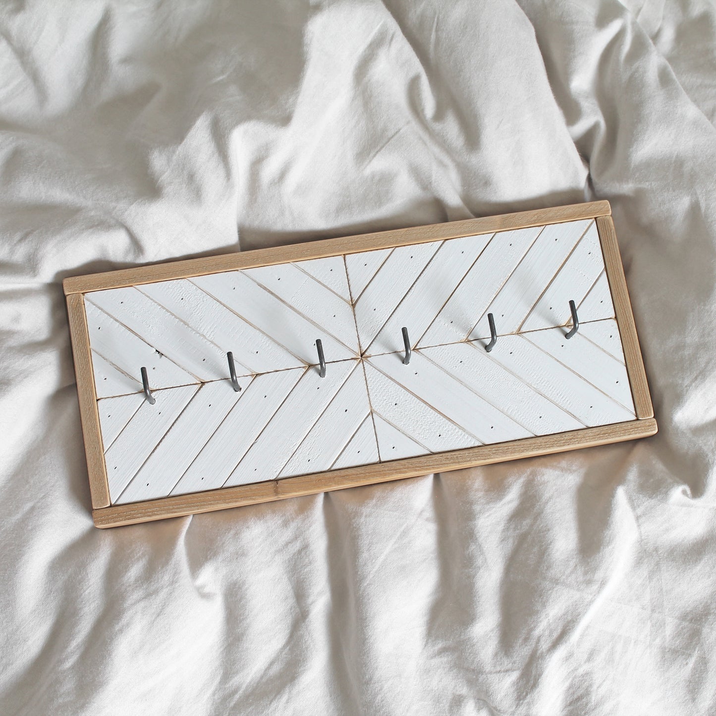 Porte clés rustique moderne en bois blanc | 6 crochets